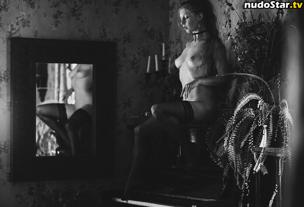 thinloth Злите Оголене Фото OnlyFans #12